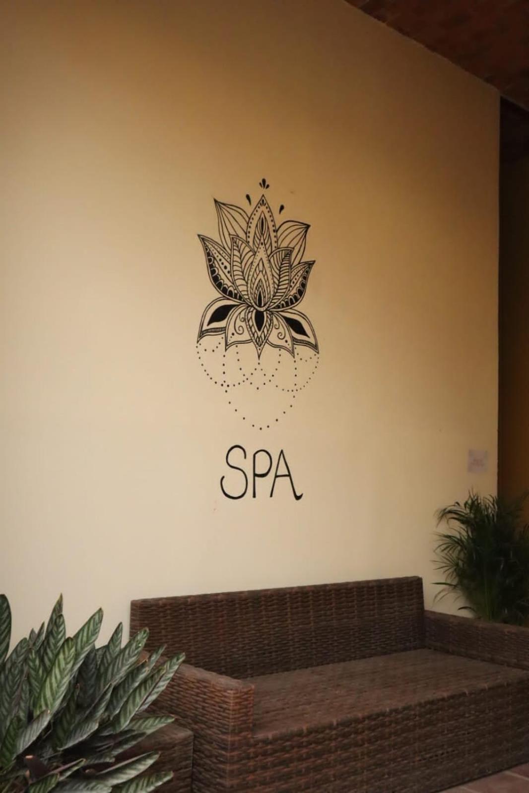 Hotel Boutique Sol Y Luna Spa Ajijic Exterior photo